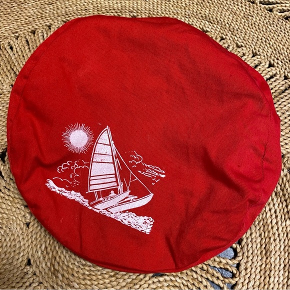 Vintage Sailboat Newsboy Flat Cap Hat Red White Boat Sailing Catamaran Snap VTG - Picture 1 of 7